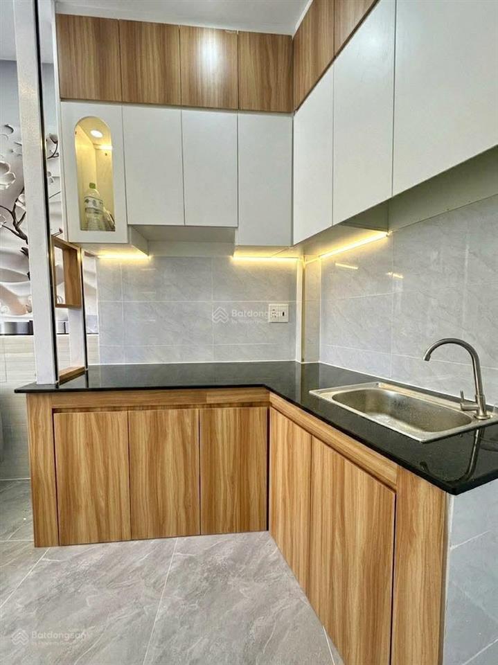 Siêu phẩm hẻm xe hơi vào tới nhà  cách sân bay 15p  full nội thất  2 tầng  sổ vuông