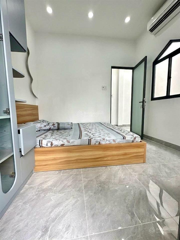 Siêu phẩm hẻm xe hơi vào tới nhà  cách sân bay 15p  full nội thất  2 tầng  sổ vuông