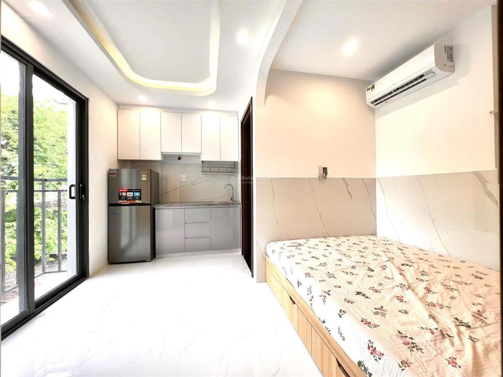 Bán toà căn hộ dv 24p(21+3), thuê khoán 90tr/tháng 5 tầng đường nguyễn thị định q2. bán 16.8 ty