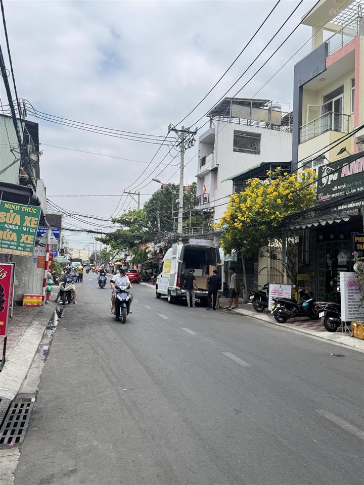 Bán nhà 2 tầng, ngang 5, hxh, kề vạn phúc, giá chỉ nhỉnh 8tỷ  có dòng tiền