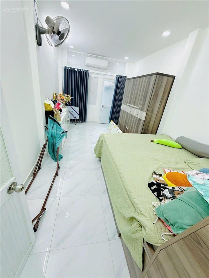 Bán nhà đẹp chính chủ bông sao  hẻm sạch sẽ an ninh  2 tầng 2pn 2wc  40m2 (3mx13m)  nhỉnh 4tỷ