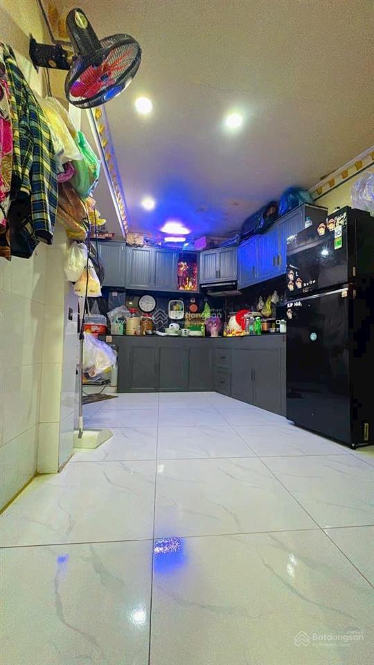 Bán nhà chính chủ hoài thanh q8  hẻm thông  70m2  ngang 5m nở hậu  2 tầng 4pn  nhỉnh 4 tỷ
