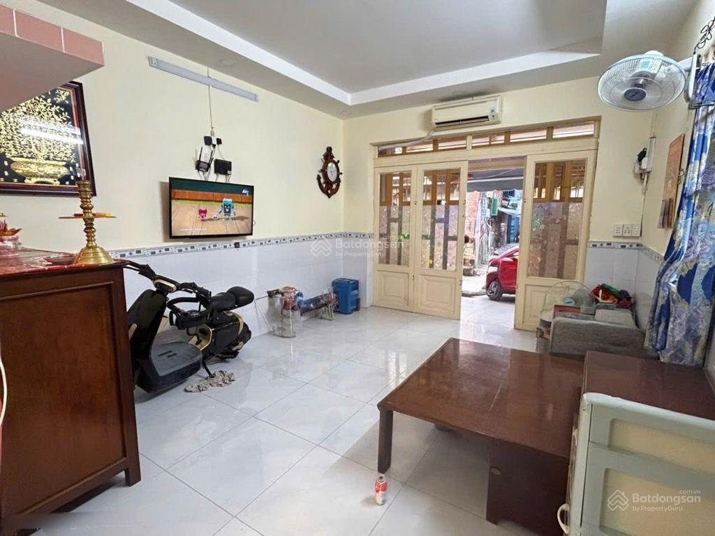 Bán nhà đẹp dương bá trạc  hẻm xe hơi  sát bên q1  45m2  2 tầng 2pn  phù hợp để ở  nhỉnh 4 tỷ