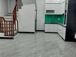 NHÀ ĐẸP PHỐ LỤA