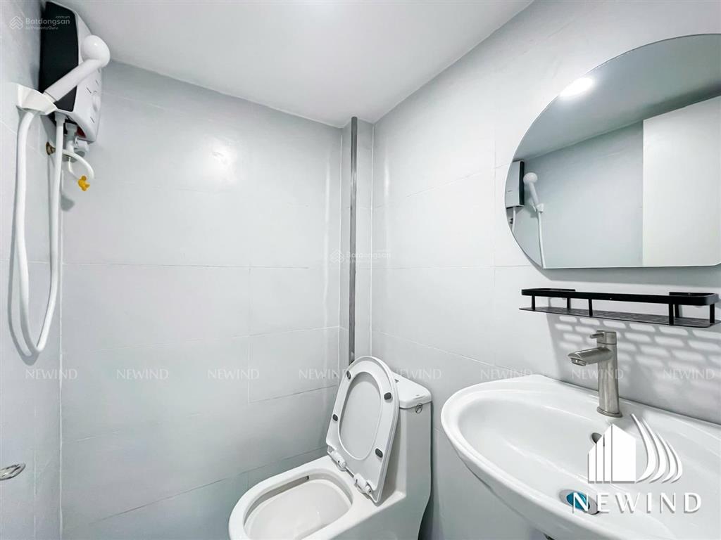 Cho thuê căn hộ 2 phòng ngủ tính điện nước giá nhà nước có ban công thoáng