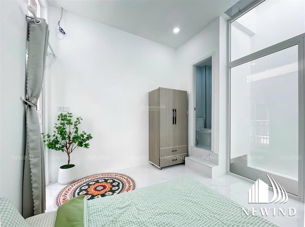 Cho thuê căn hộ 2 phòng ngủ tính điện nước giá nhà nước có ban công thoáng