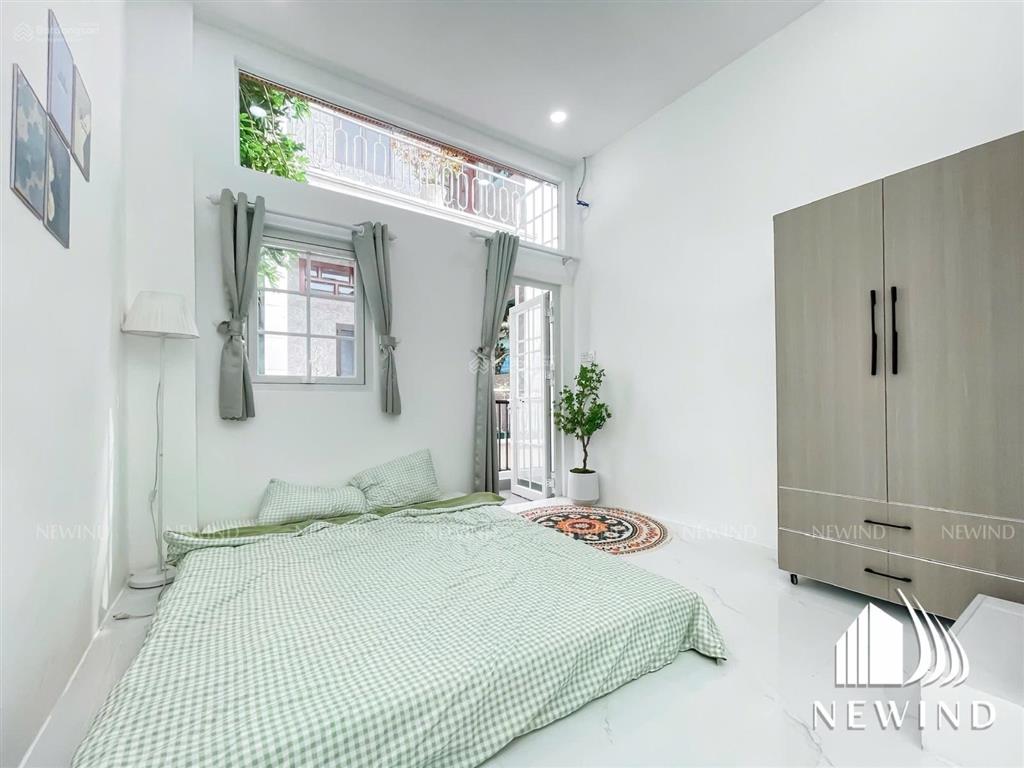 Cho thuê căn hộ 2 phòng ngủ tính điện nước giá nhà nước có ban công thoáng