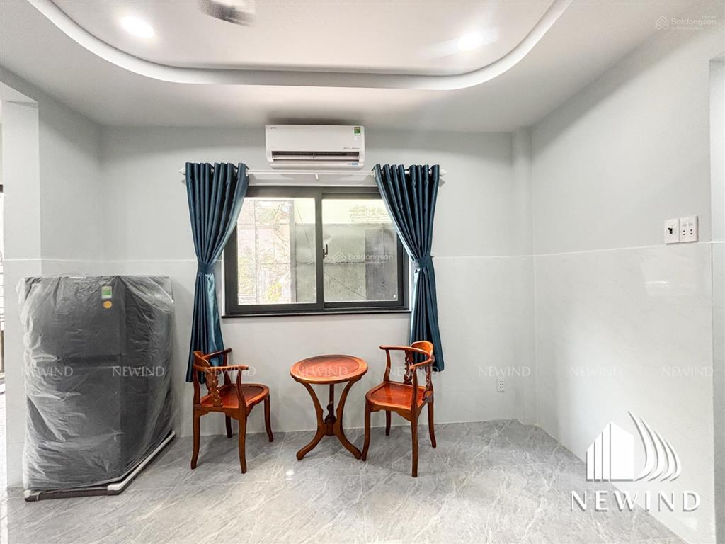 Cho thuê phòng 35m2 cửa sổ lớn có máy giặt riêng nằm cạnh phú mỹ hưng