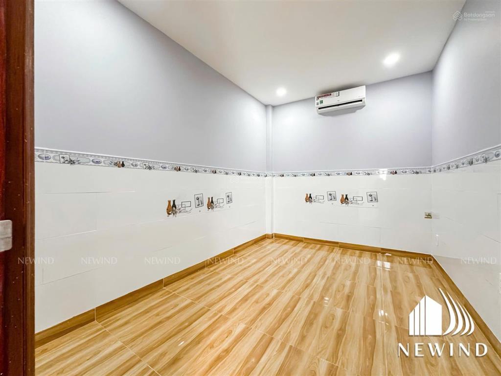Cho thuê căn hộ 2pn giá tốt thị trường cạnh khu chế xuất tân thuận