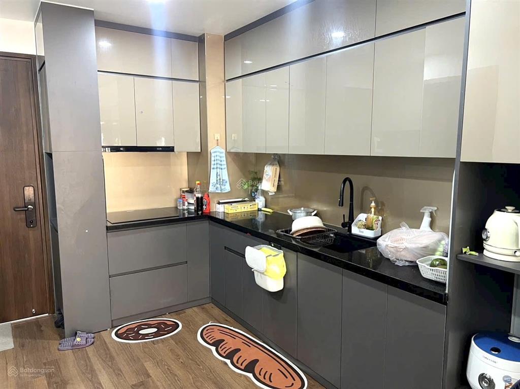 Cần tiền gấp giảm giá sâu căn 2 phòng ngủ 70 m2 tòa thăng long capital ban công hướng đông