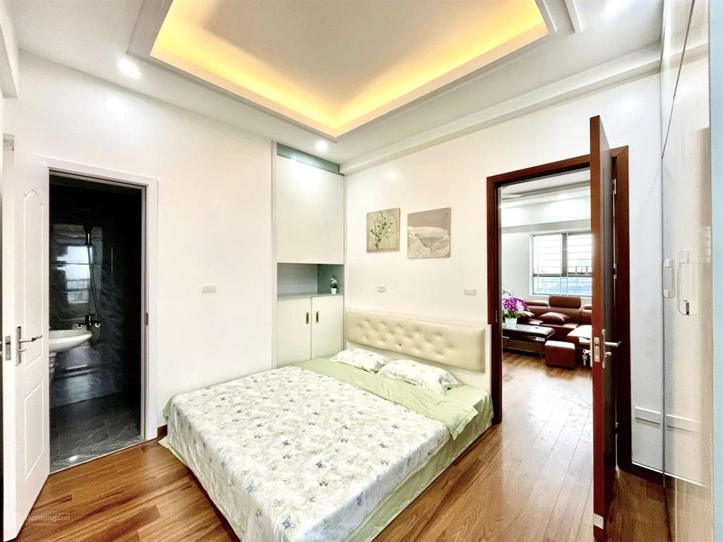 Chính chủ bán gấp căn 3pn toà thăng long victory 88m2 ban công đông nam giá cực tốt