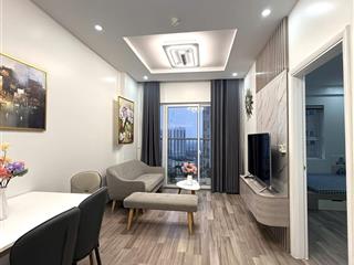 Cần bán gấp giảm sâu căn góc 2pn toà 32t golden 66m2 giá cực tốt