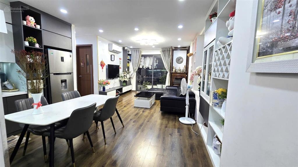 Chính chủ bán gấp căn 3pn 96,8m2 toà thăng long capital an khánh ban công đông nam giá giảm sâu