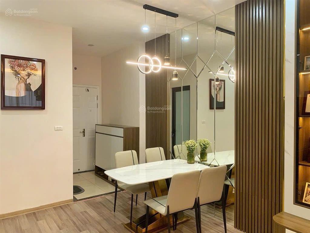 Cần bán gấp giảm sâu 300 triệu căn 2n2vs 66m2 toà gemek2 hướng mát view thoáng