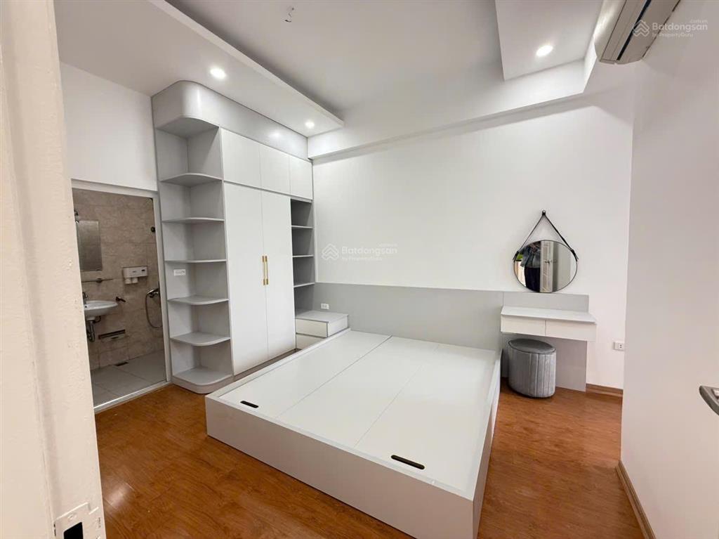 Chính chủ bán gấp căn 2n2vs toà gemek1 lê trọng tấn 60m2 full hết giá chỉ 3,68 tỷ, sẵn sổ chính chủ