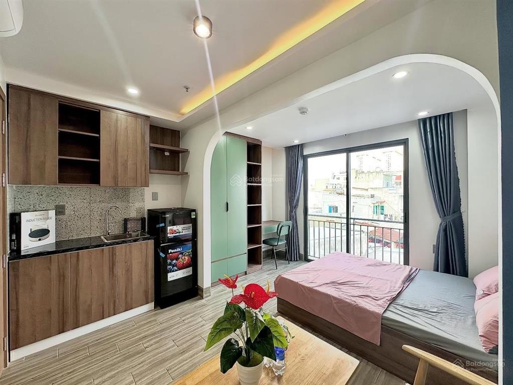 Studio full nội thất có ban công nằm ngay lý chính thắng q3