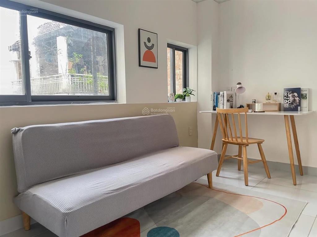 Trống phòng có gác full nội thất ngay đại học văn lang cs3