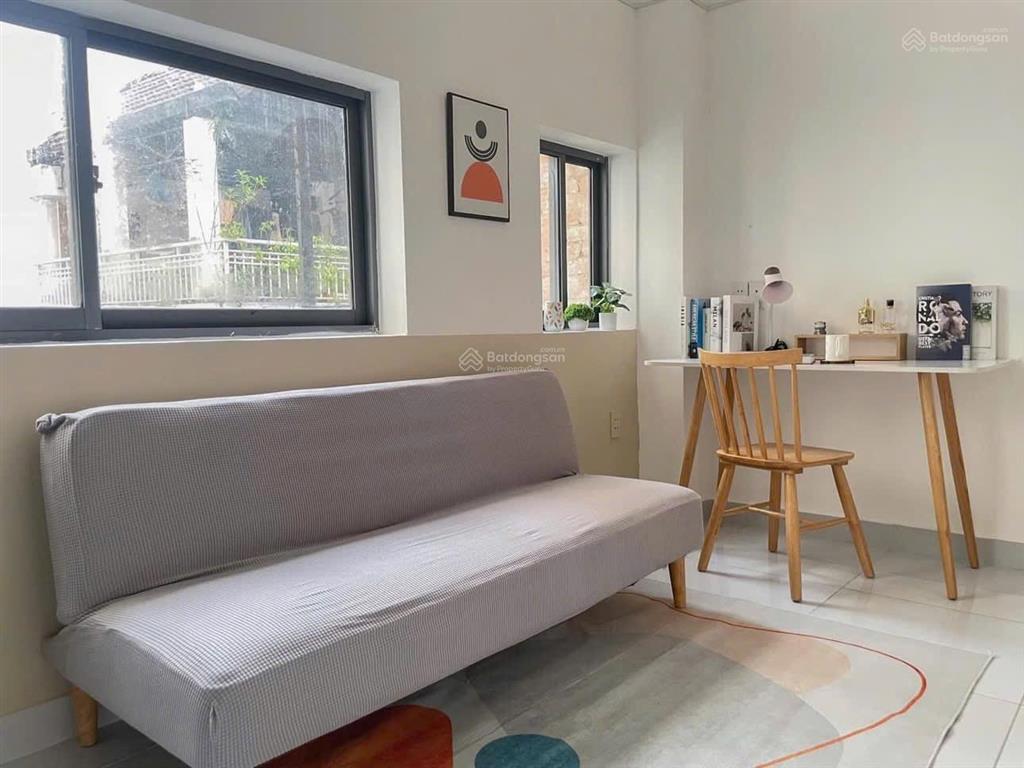 Cho thuê duplex full nội thất bảo vệ 24/24 nằm ngay vòng xoay dân chủ