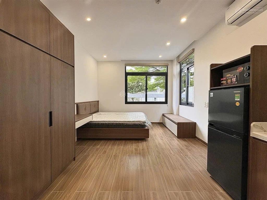 Cho thuê căn hộ siêu phẩm hiện đại full nội thất ngay lý chính thắng q3