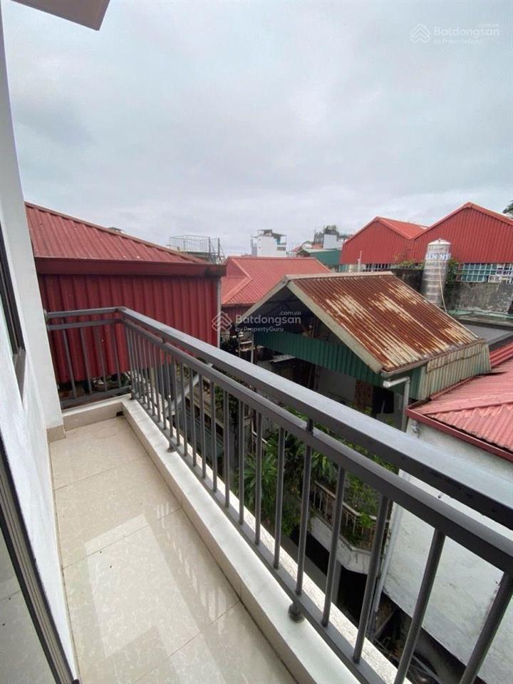 Thụy khuê tây hồ, dân xây, dt 72 m x 5 tầng ,thang máy, đường trước nhà 3 m, 21,5 tỷ