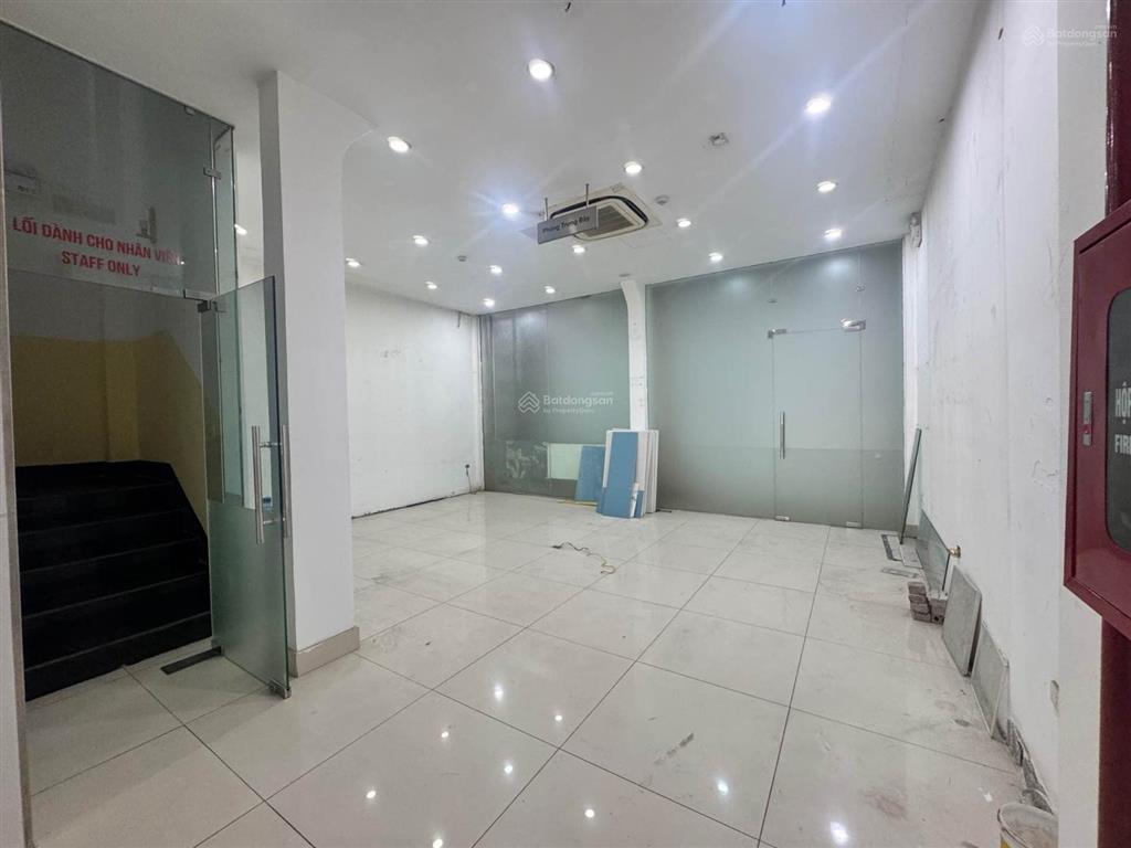 Cần bán gấp nhà mặt phố âu cơ, hàng xóm xuân diệu, tây hồ, dt 166 m, mt 6,9m ,kinh doanh đỉnh ..