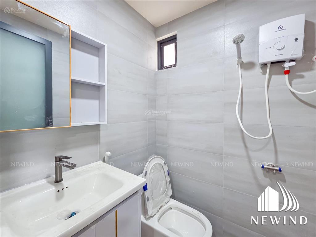 Studio cửa sổ mới 100% 4tr5 full nội thất máy giặt riêng, tủ lạnh, đại học tôn đức thắng, mở (ou)
