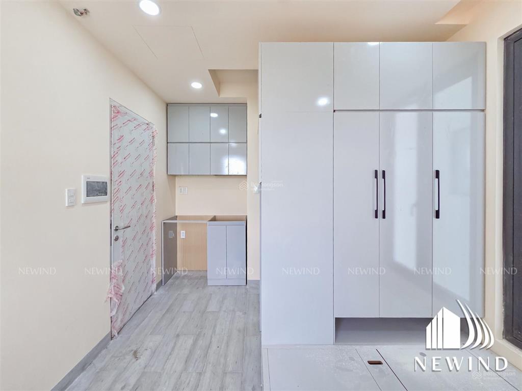 Studio cửa sổ mới 100% 4tr5 full nội thất máy giặt riêng, tủ lạnh, đại học tôn đức thắng, mở (ou)