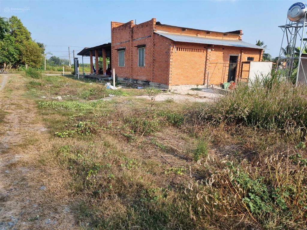 5x40m full thổ. 2 mặt tiền. dân đông. gần kcn hiệp thạnh. 3xx tr