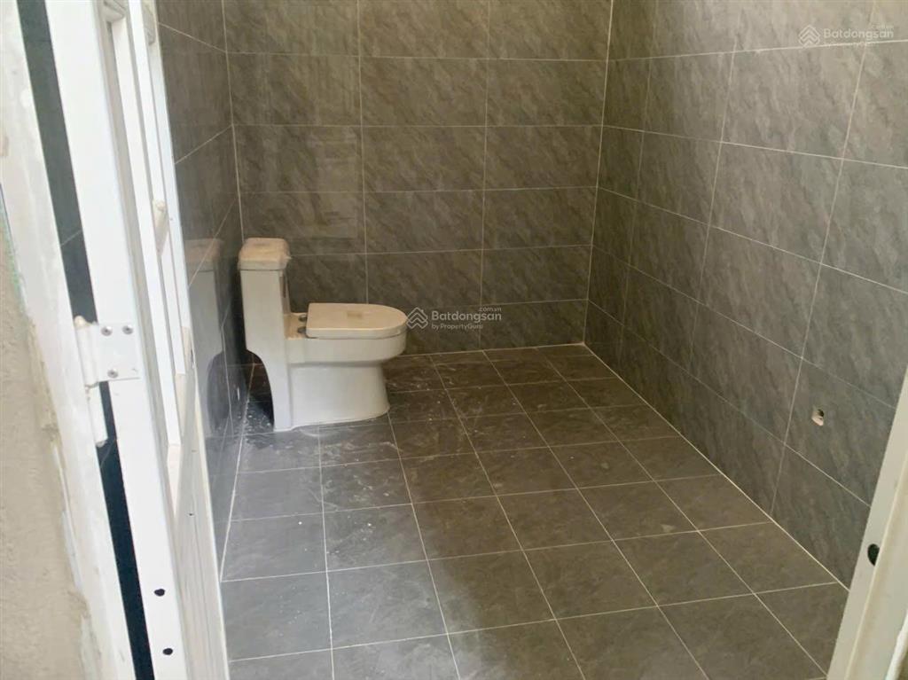 Cho thuê kho mặt tiền quốc lộ 1a giá 10tr