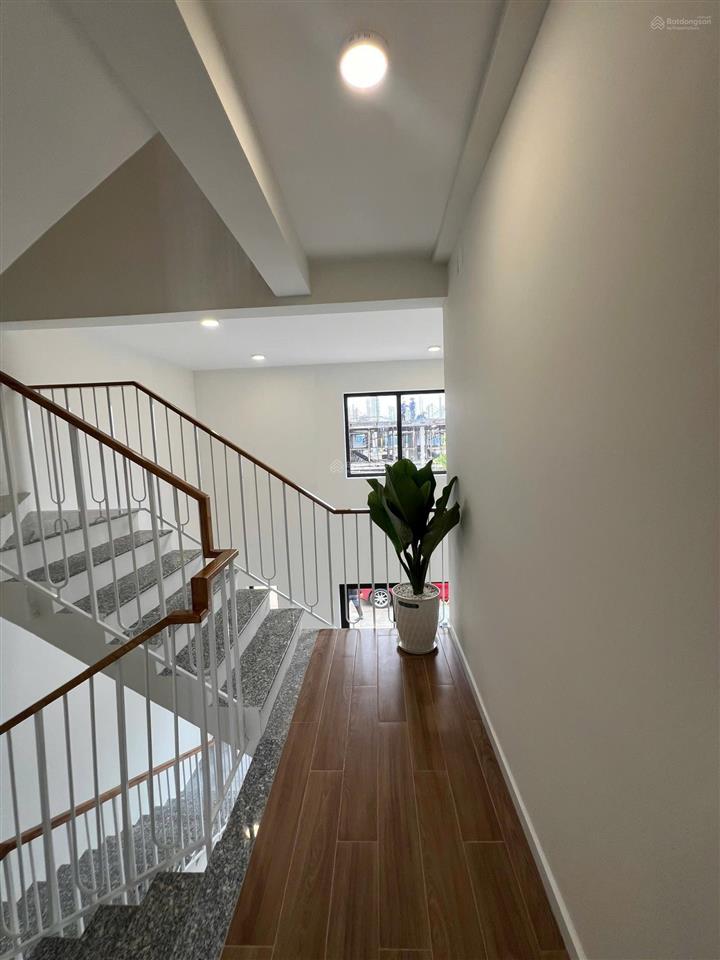 Nhà ở xã hội 1 trệt 1 lửng 1 lầu 60m2  nhận nhà vào ở  thanh toán 70%  full nội thất