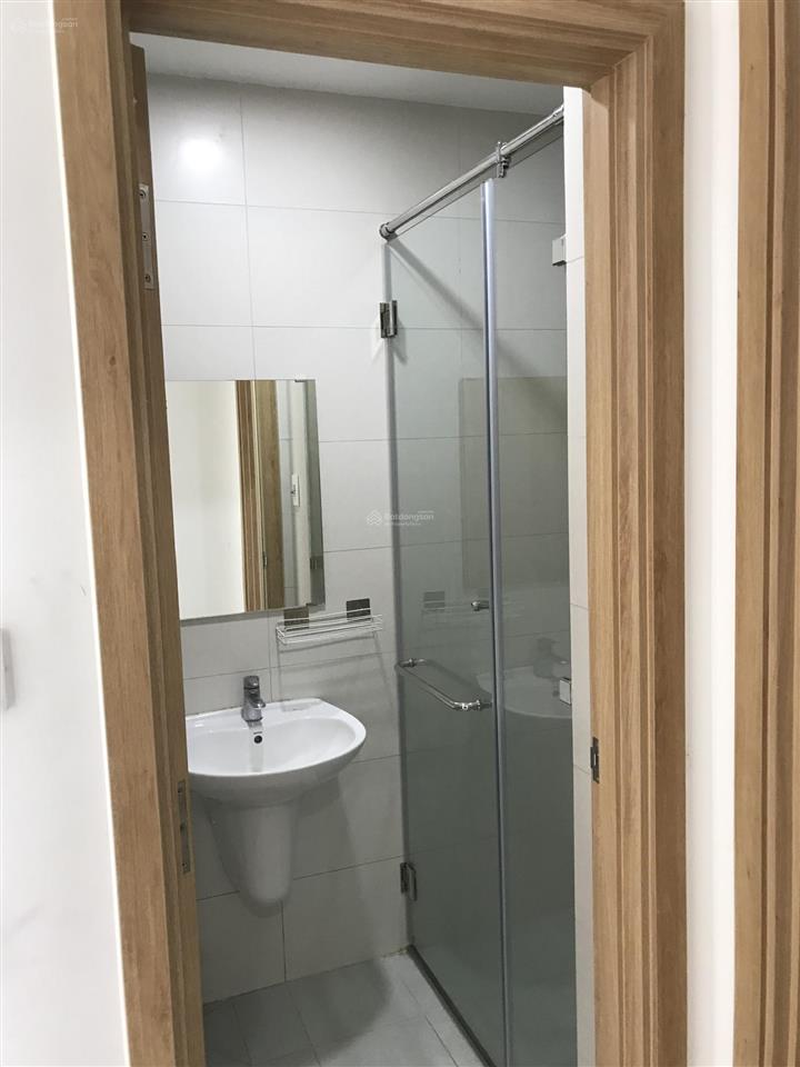 Bán căn hộ 2 phòng ngủ 2 wc ngay làng đại học  dễ cho thuê  đối diện ga metro và bx miền đông