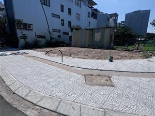 Chính chủ bán lô góc mặt tiền đường đông kinh nghĩa thục với chính hữu 125,7m2