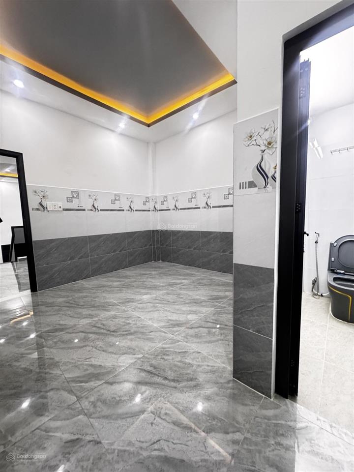 Nhà văn thân, quận 6, 3 mặt hẻm, ngang hiếm 7m, 105m2, nở hậu tài lộc, 7.1 tỷ