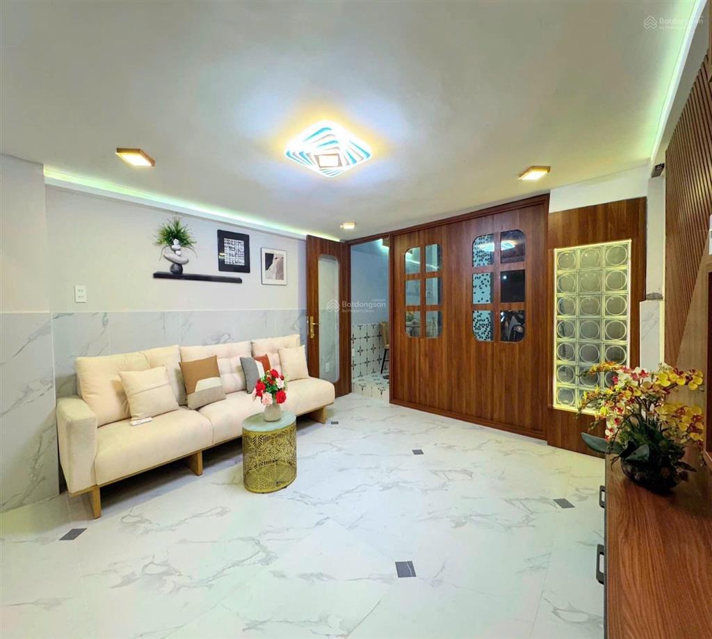 Hậu giang quận 6 4tầng lung linh, 42m2 chỉ 6.75đ, công năng đầy đủ, tặng nội thất xịn, hẻm 5m