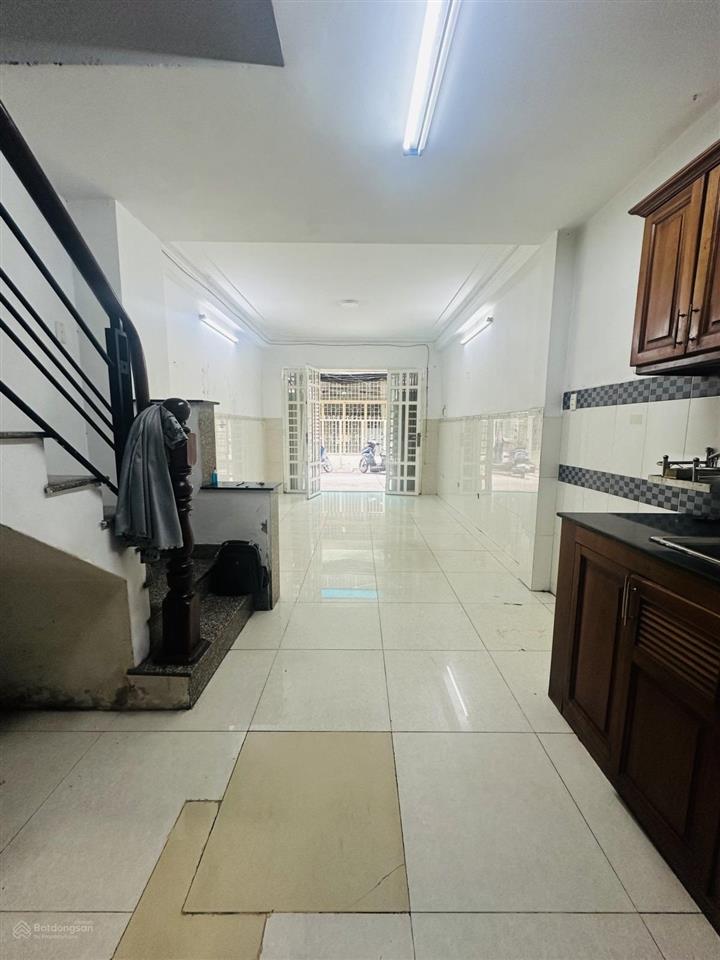 Quận 10 33m2 8.3tỷ, hẻm ô tô kinh doanh thông tứ phía, sát đường 3/2, đã giảm chào sâu