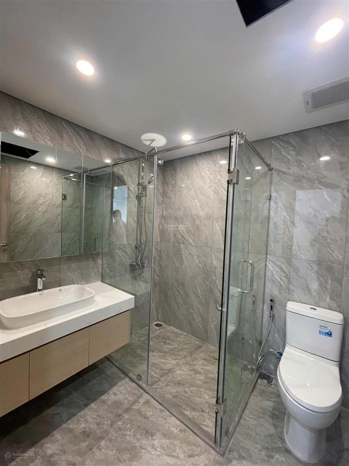 Bán lại căn hộ 2pn,2wc dt 96.5m2 tòa chung cư cao cấp skyline westlake ( cạnh lotte)  giá siêu tốt