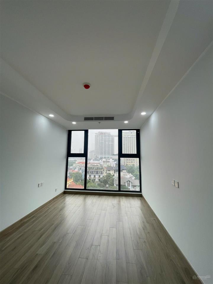 Bán lại căn hộ 2pn,2wc dt 96.5m2 tòa chung cư cao cấp skyline westlake ( cạnh lotte)  giá siêu tốt