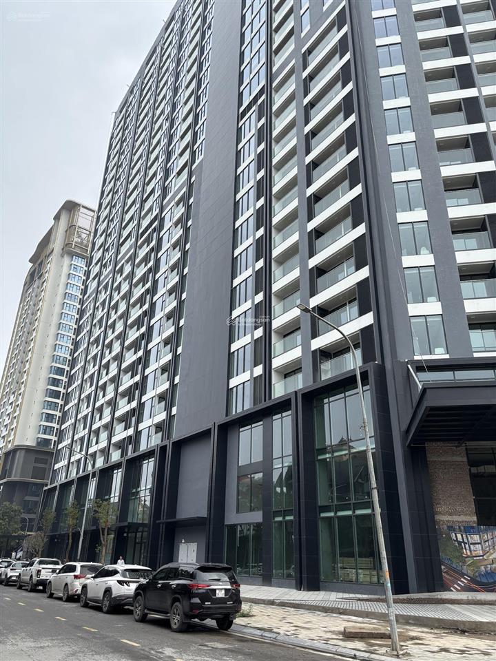 Bán lại căn hộ 2pn,2wc dt 96.5m2 tòa chung cư cao cấp skyline westlake ( cạnh lotte)  giá siêu tốt