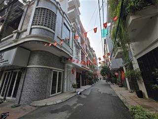 Chính chủ cần bán gấp nhà phân lô ngõ 196 đường hồ tùng mậu 60m2 lô góc 3 mặt thoáng giá 13.9 tỷ.