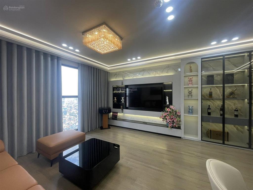 Bán căn hộ viện chiến lược dt 128,6m2 nhà 3 ngủ vào ở ngay. giá 9,8 tỷ