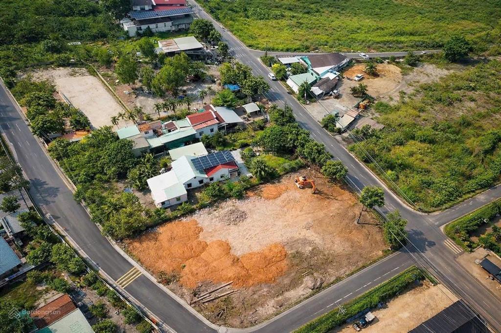 Tôi muốn bán gấp miếng vườn 991m2 (qh full hồng thổ cư) rất mong được gặp khách thiện chí sớm