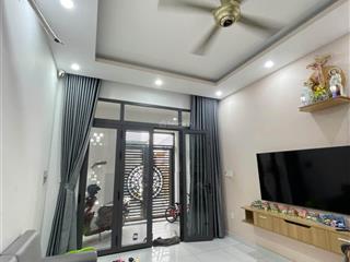 Bán nr view đẹp 3pn, 4wc, 70,7 m2 tại tỉnh lộ 10, quận 6, giá 6,25 tỷ