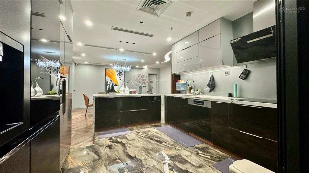 Hiếm! bán căn 4pn3wc bonanza 23 duy tân, 175m2, hướng mát giá 17,46 tỷ (chuẩn giá)