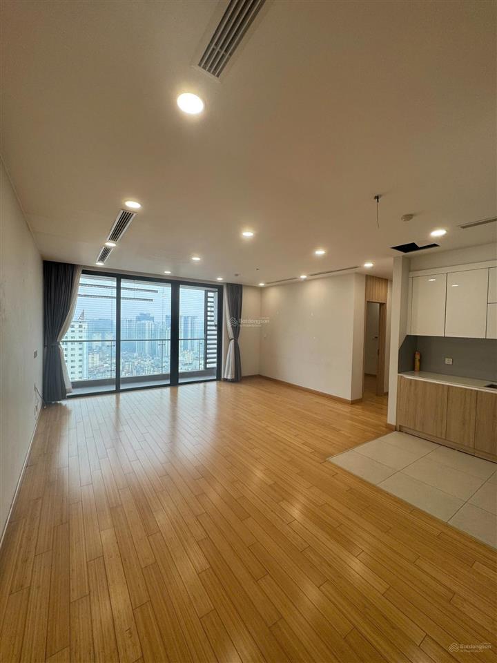 Cần bán căn 3 ngủ the zei, 107m2 đồ cơ bản, view pháo hoa giá 11,6 tỷ có tl