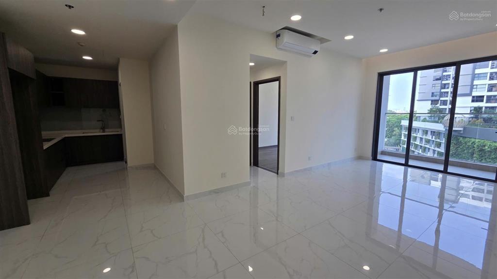 Bán 2pn 96m diamond centery celadon city, hướng đn, tt 4,5 tỷ nhận nhà ngay, còn lại theo tiến độ