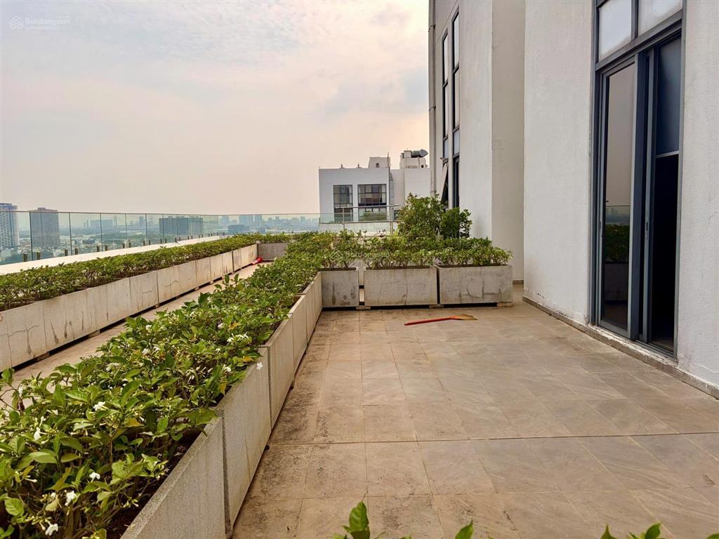 Bán căn penthouse duplex sân vườn riêng d'lusso chỉ 9 tỷ 4 tl