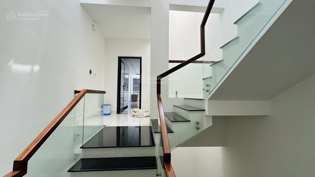 Bán nhà phan bôi 5 phòng ngay khu phố hàn kinh doanh sầm uất dòng tiền 100tr/ tháng