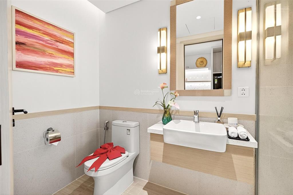 Em còn duy nhất 1 căn view cầu hôn và pháo hoa, tầng trung giá chỉ 3,2 tỷ