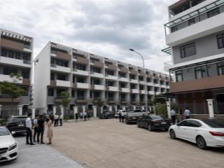 Siêu giảm giá chiết khấu 30%, còn 3tỷ8 cho cả nhà cả đất 105m2 xây 5 tầng sẵn sổ đỏ