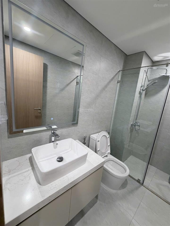 Cho thuê căn hộ 75m2, 12 triệu vnd tại the charm an hưng, 2pn, 2wc, hướng đông nam
